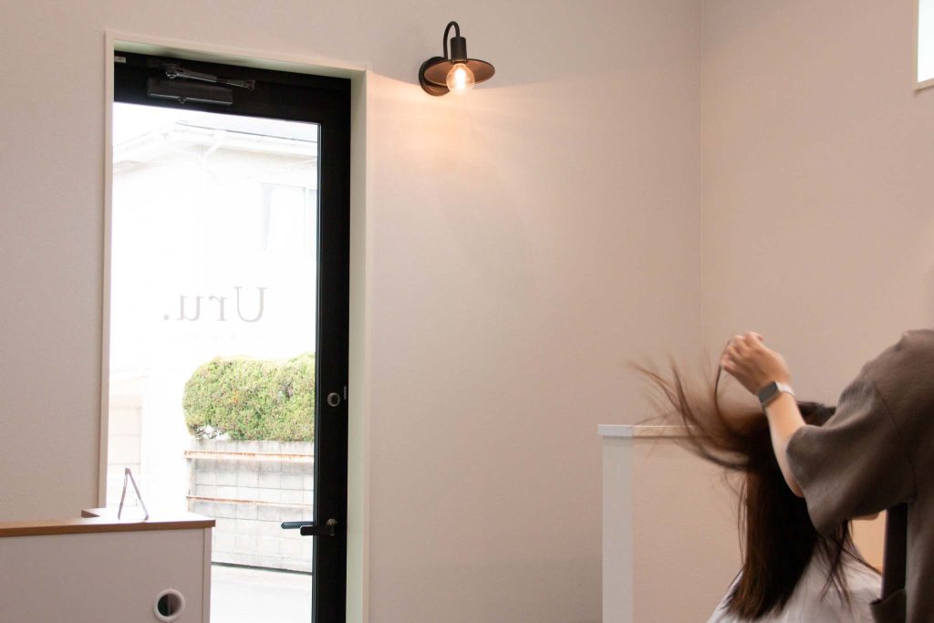 Uru_館山_ヘッドスパ_美容室_サロン_店内イメージ
